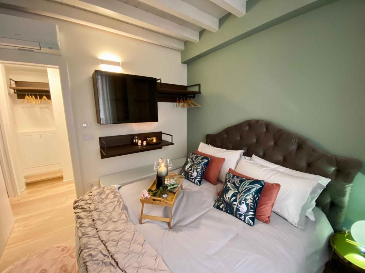 Volto Corte Farina Apartments - Luxury Lofts Верона Екстериор снимка