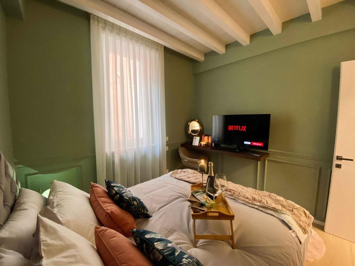 Volto Corte Farina Apartments - Luxury Lofts Верона Екстериор снимка