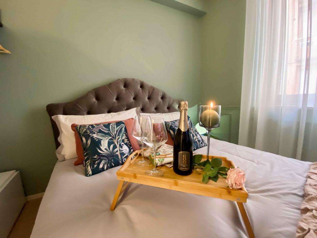 Volto Corte Farina Apartments - Luxury Lofts Верона Екстериор снимка