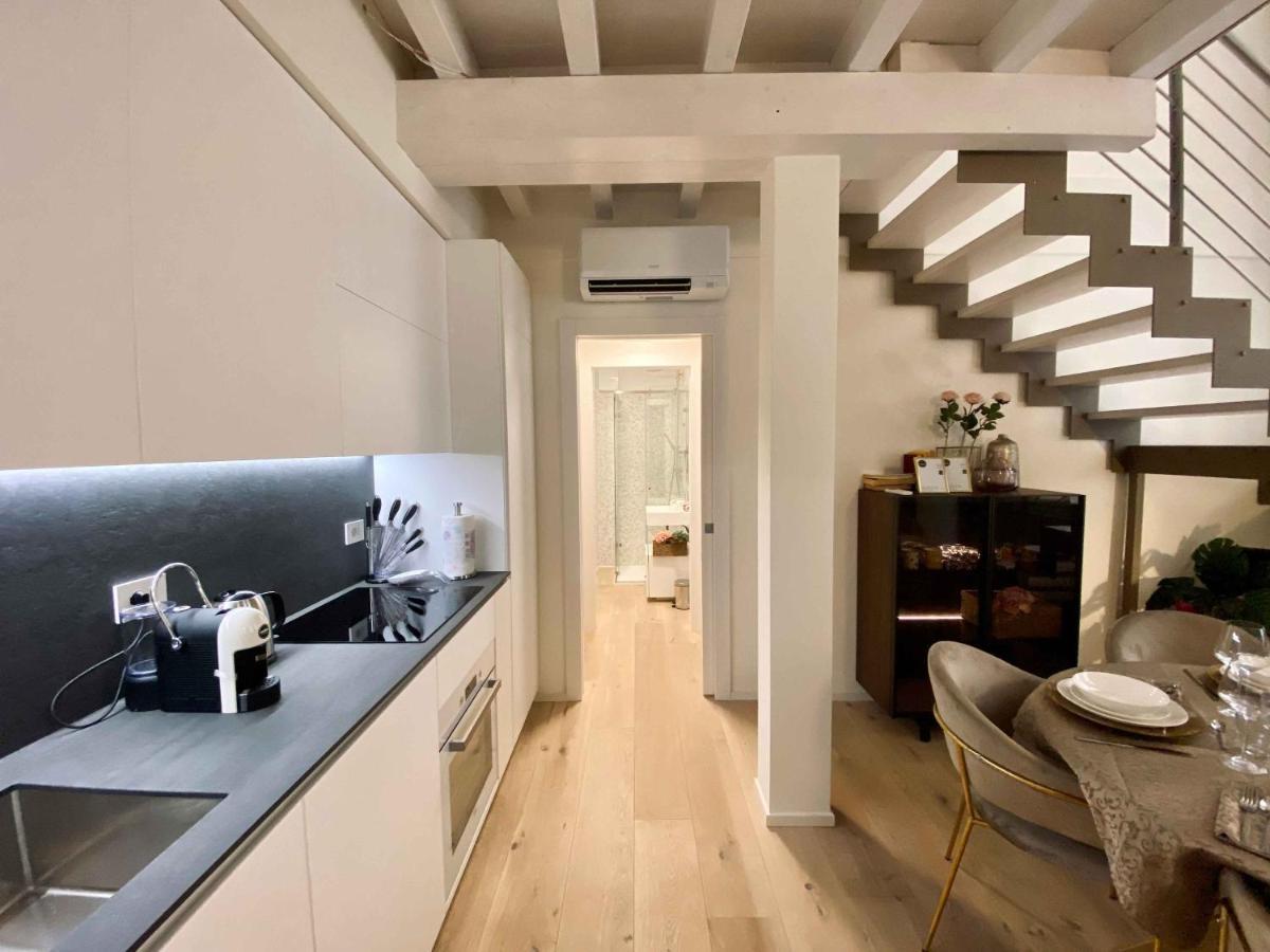 Volto Corte Farina Apartments - Luxury Lofts Верона Екстериор снимка