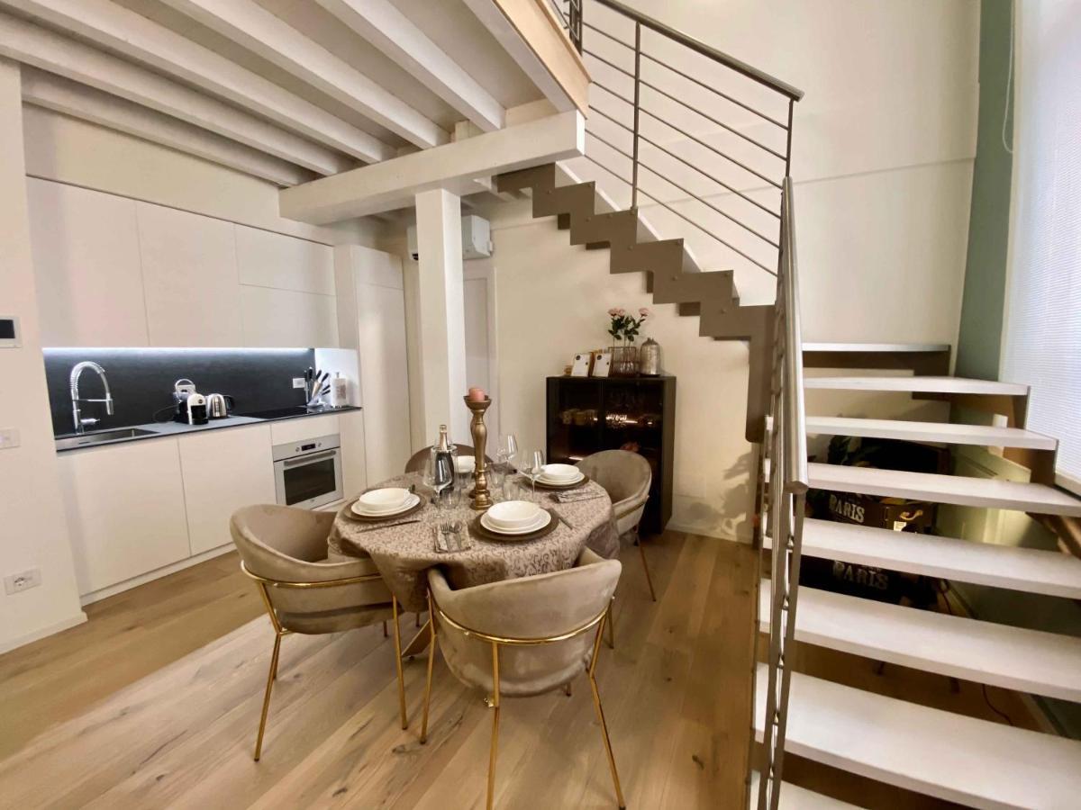 Volto Corte Farina Apartments - Luxury Lofts Верона Екстериор снимка